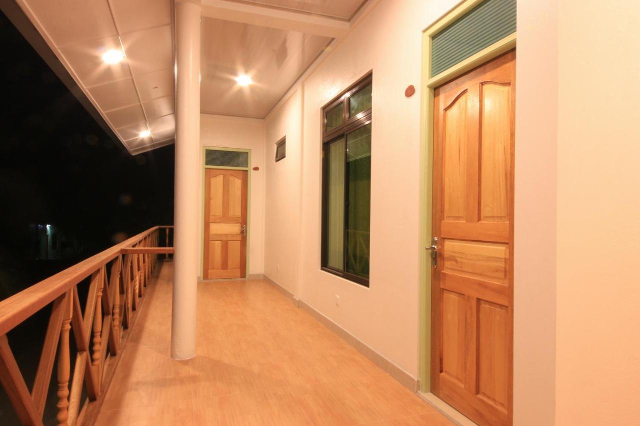 Shifa Lodge Maldives Feridhoo Habitación foto